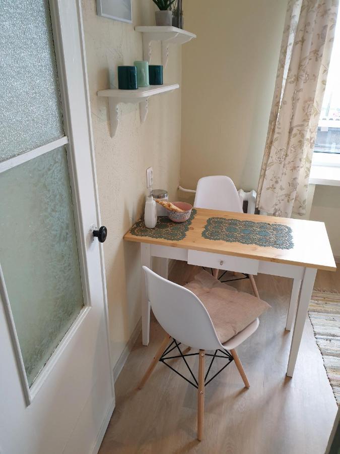 Sunny Apartment, 7 Min With Tram To The Old Town Tallinn Exterior foto