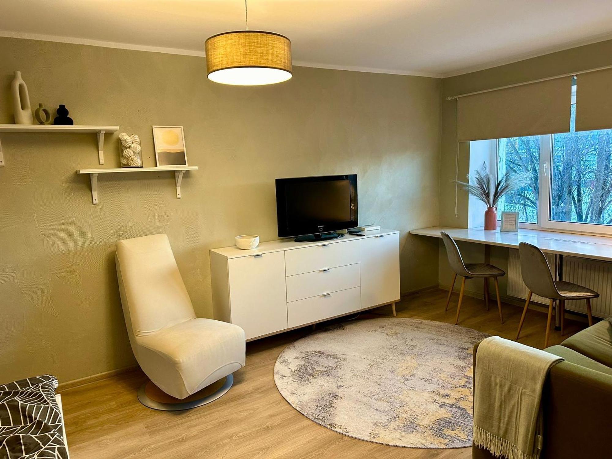 Sunny Apartment, 7 Min With Tram To The Old Town Tallinn Exterior foto